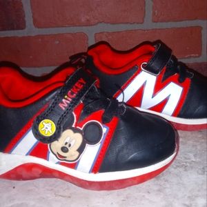 Boys Size 8 Disney Mickey Mouse Shoes